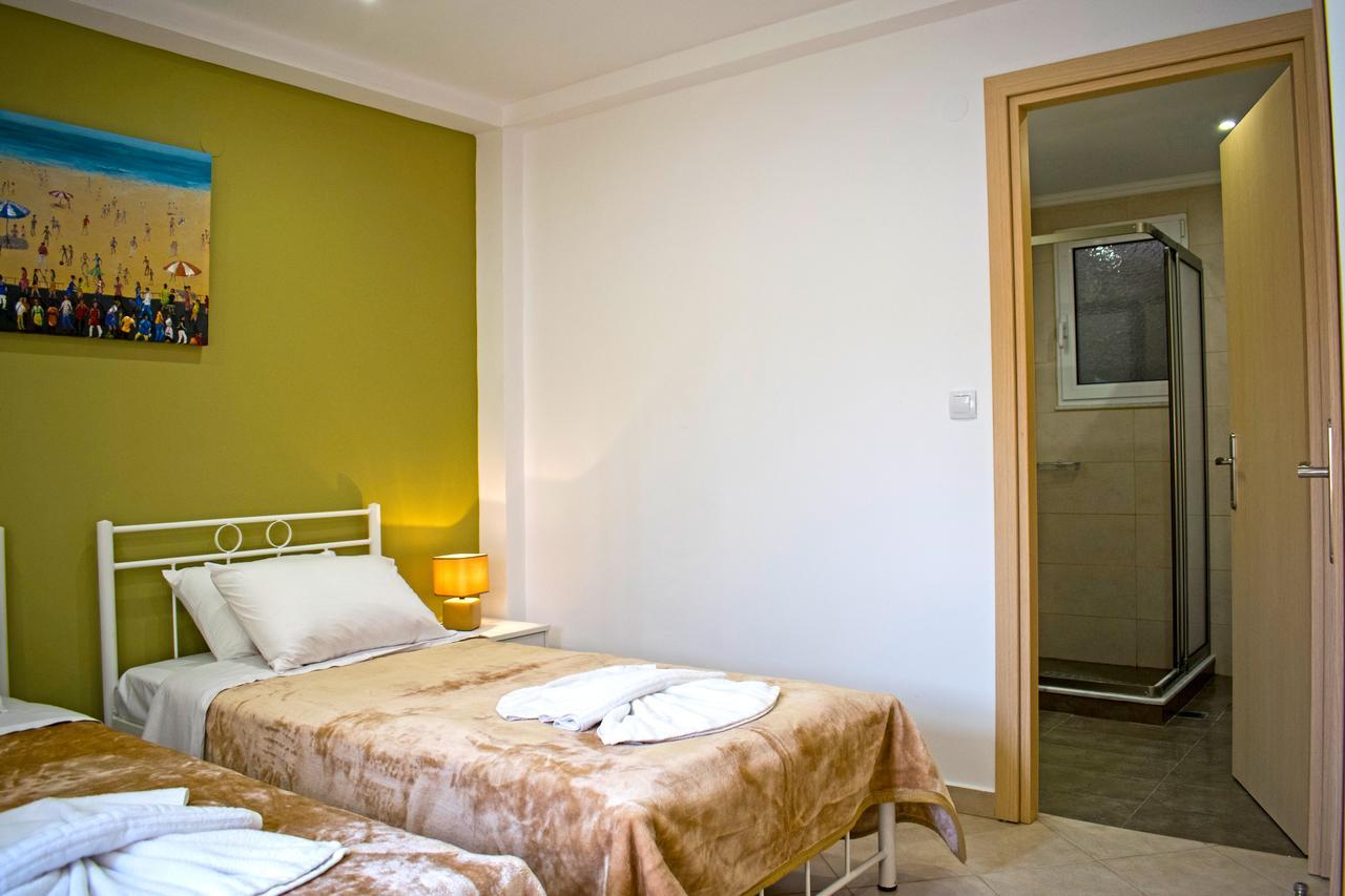 Villa Campos- Less Than 5-Min Walk To Kalivaki Beach เยโอริยิอูโปลิส ภายนอก รูปภาพ